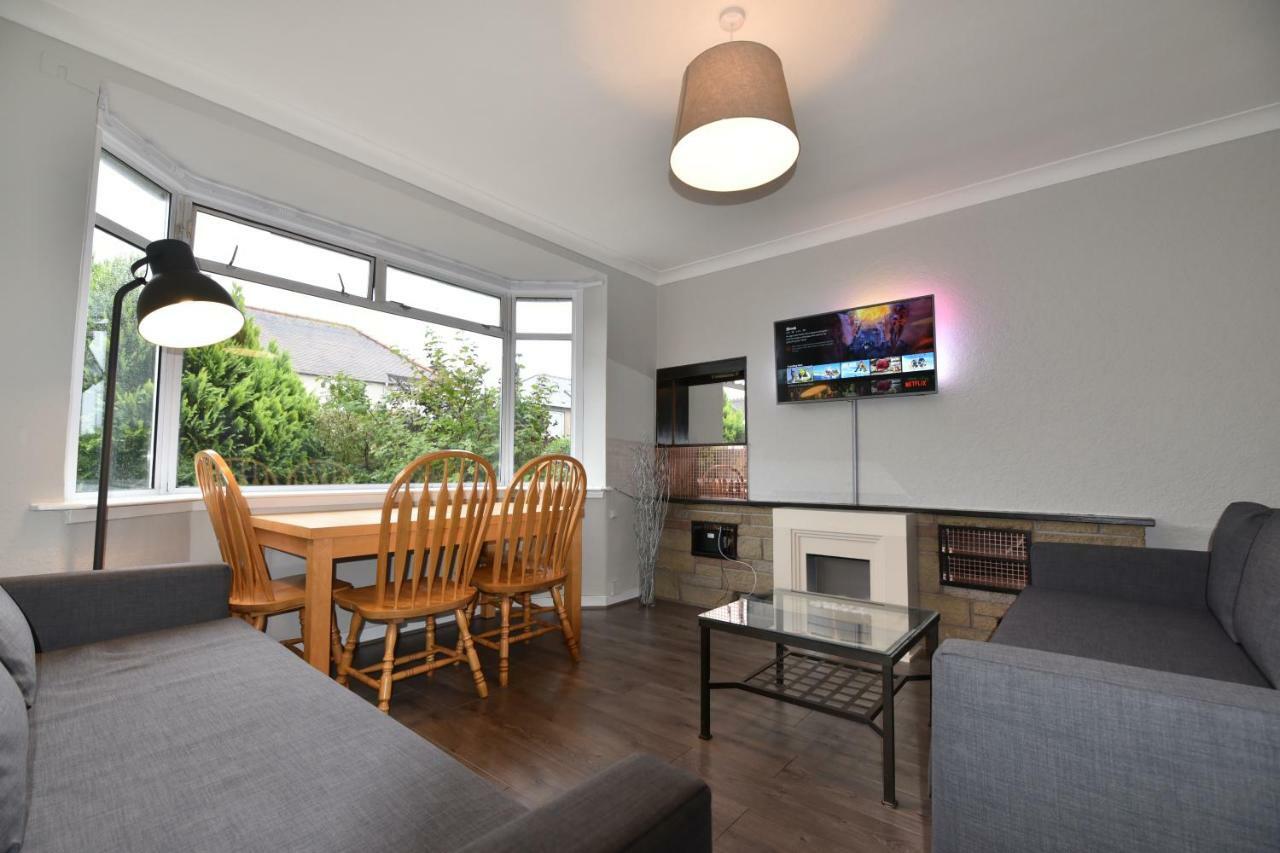 Sighthill 3 Bedrooms With Private Garden Edinburgh Exterior photo