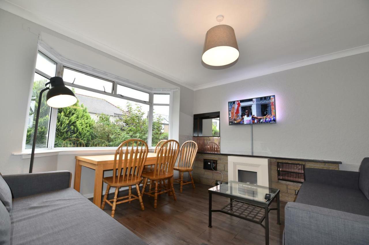 Sighthill 3 Bedrooms With Private Garden Edinburgh Exterior photo